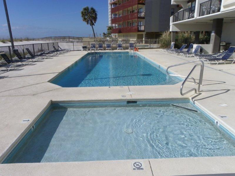 Island Winds West 271 By Albvr - Awesome Location! Walk To Hangout And More - Beachfront Complex With Indirect Side-Views 굴프 쇼어스 외부 사진